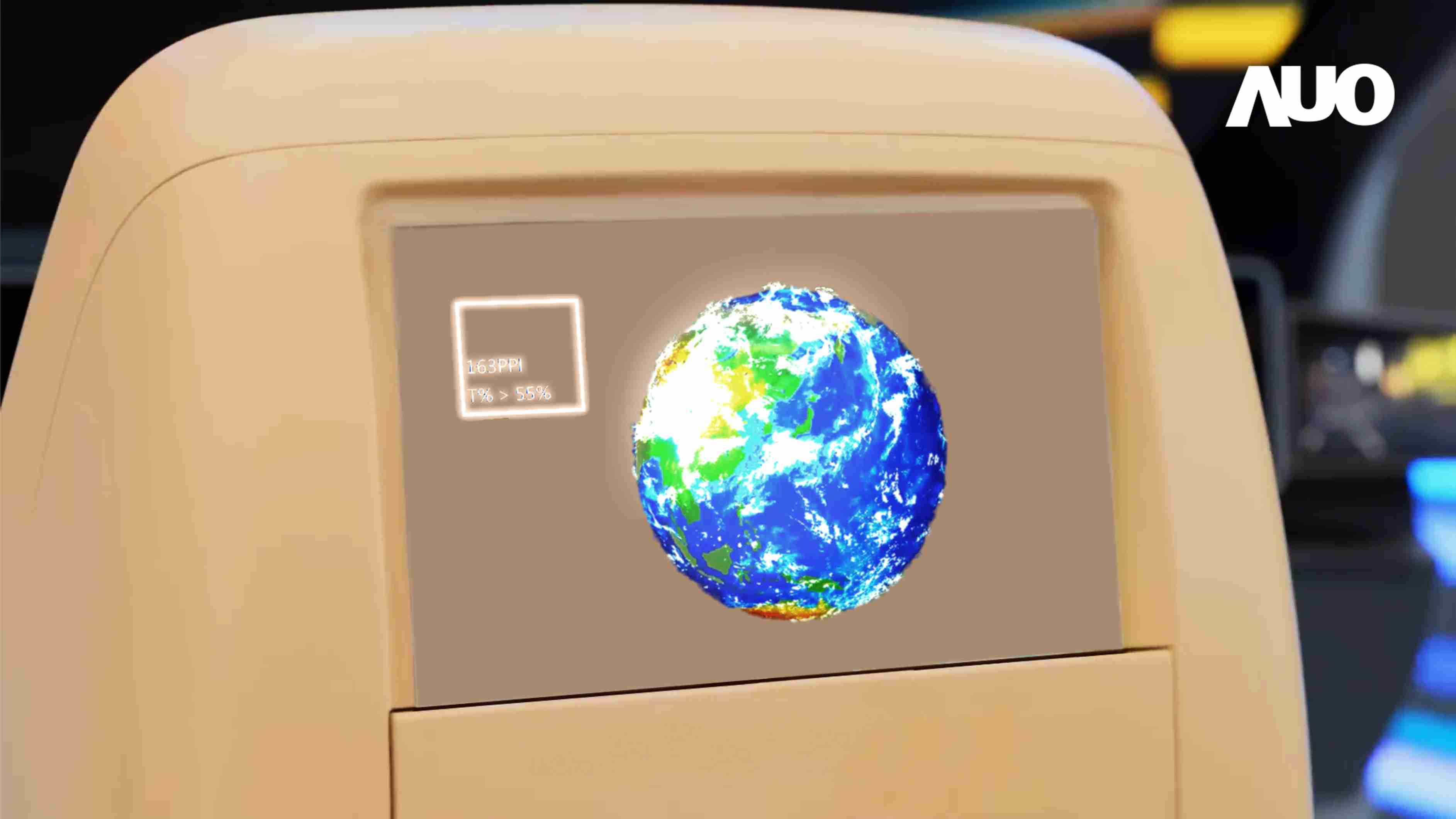 JDB电子突破设计与制程挑战，，，，推出全球最高分辨率163ppi的13.5吋透明Micro LED面板，，，，并积极布局智能车市场，，，，以期拓展透明显示应用的可能性